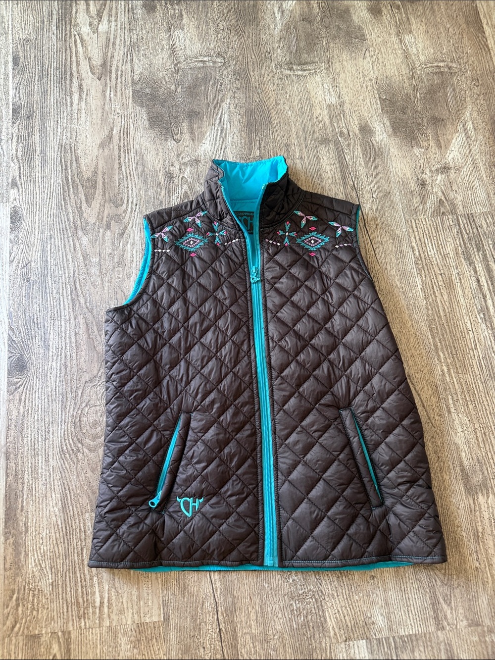 Cowgirl Hardware Quilted Brown Vest with Teal Lining